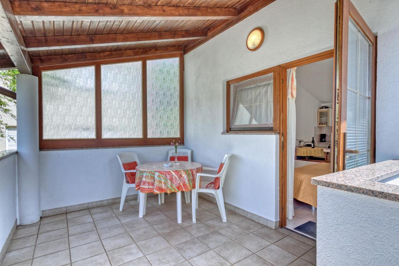 Apartmets Slavica 1644 Banjole Εξωτερικό φωτογραφία