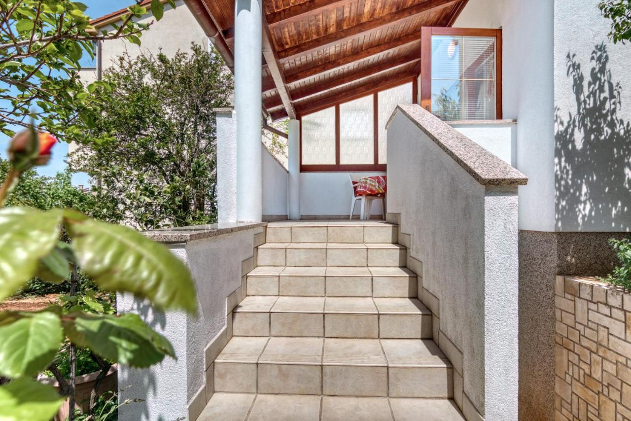 Apartmets Slavica 1644 Banjole Εξωτερικό φωτογραφία